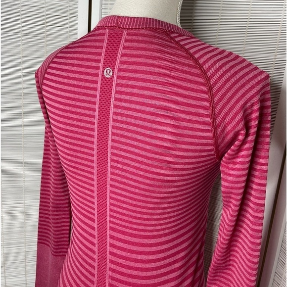 Lululemon Swiftly Tech Long Sleeve Heathered Berry Rumble Size 6 - Picture 5 of 6